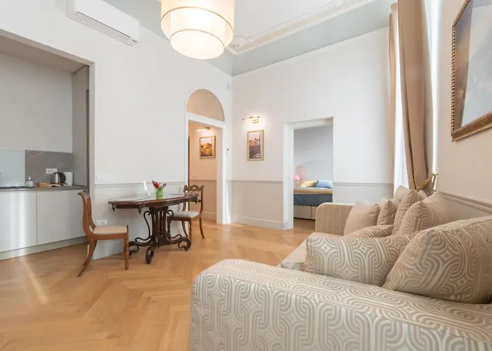 Duomo Window By Brunelleschi Hospitality *