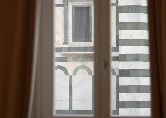 Duomo Window By Brunelleschi Hospitality フィレンツェ