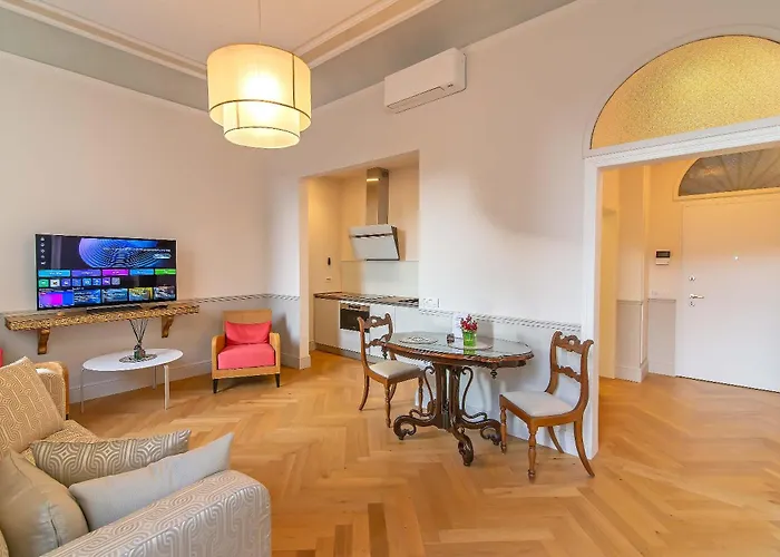 Duomo Window By Brunelleschi Hospitality アパート フィレンツェ