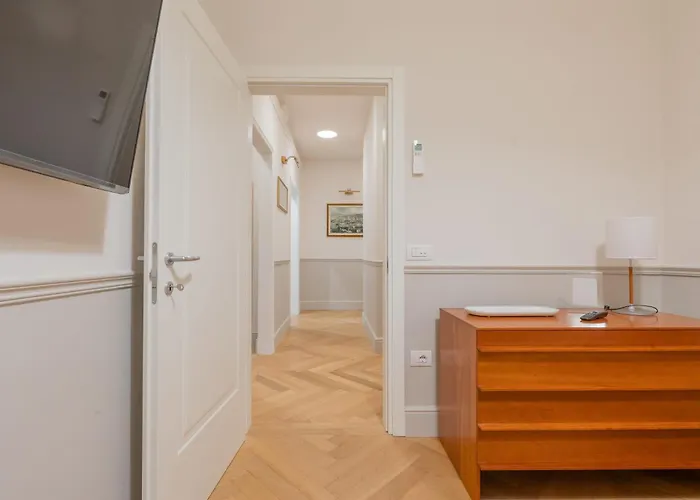 Duomo Window By Brunelleschi Hospitality フィレンツェ