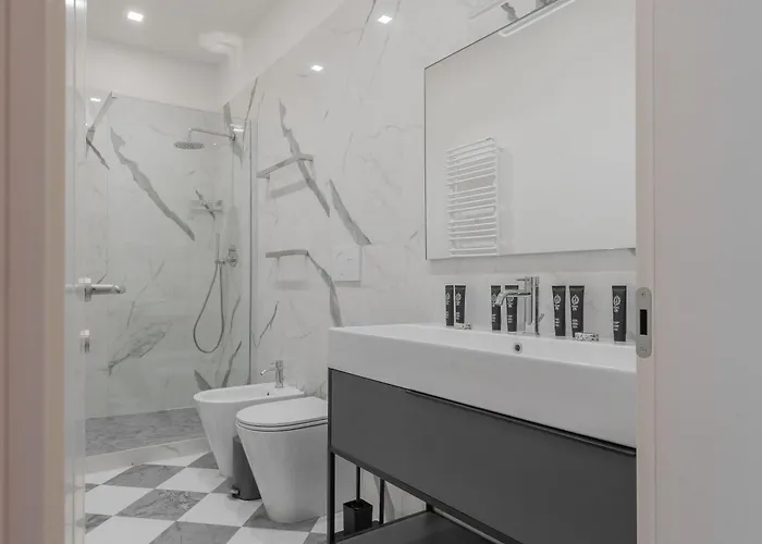 Duomo Window By Brunelleschi Hospitality * フィレンツェ